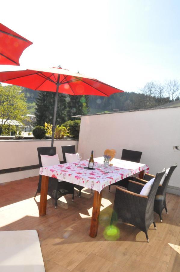 Ferienwohnung ALMI - Alpenglück Traumhafte Whg.m.20qm Dachterr. Oberstaufen Exterior foto