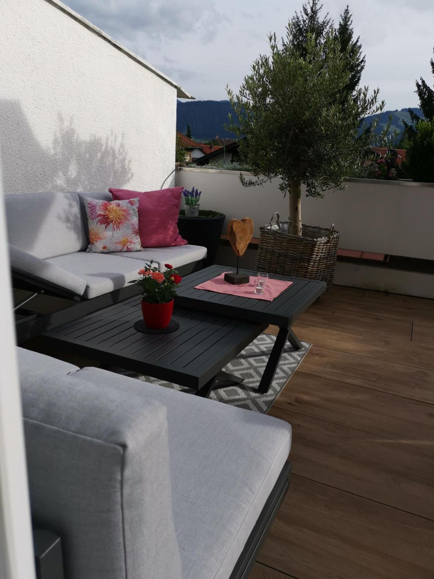Ferienwohnung ALMI - Alpenglück Traumhafte Whg.m.20qm Dachterr. Oberstaufen Exterior foto